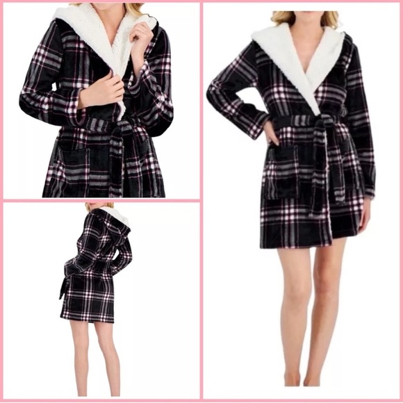 Jenni by Jennifer Moore Short Sherpa Hooded Robe Black/pink/white Plaid Size M/L - Picture 1 of 6